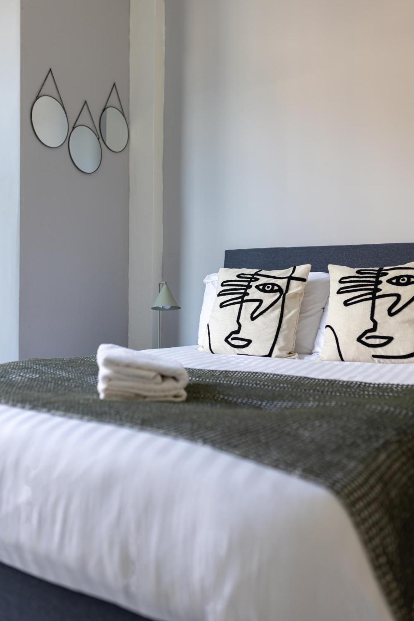 Arkles House - Air Host & Stay - Anfield Ливерпуль Экстерьер фото