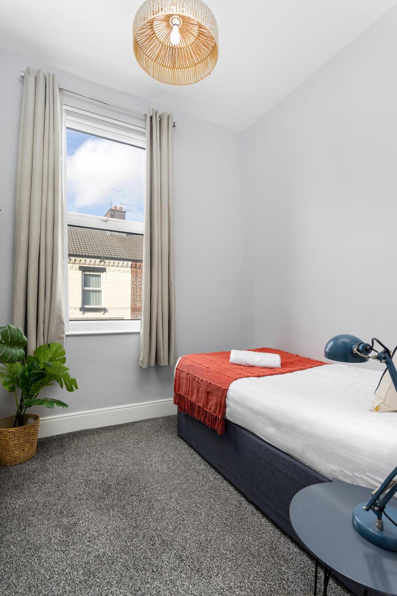 Arkles House - Air Host & Stay - Anfield Ливерпуль Экстерьер фото