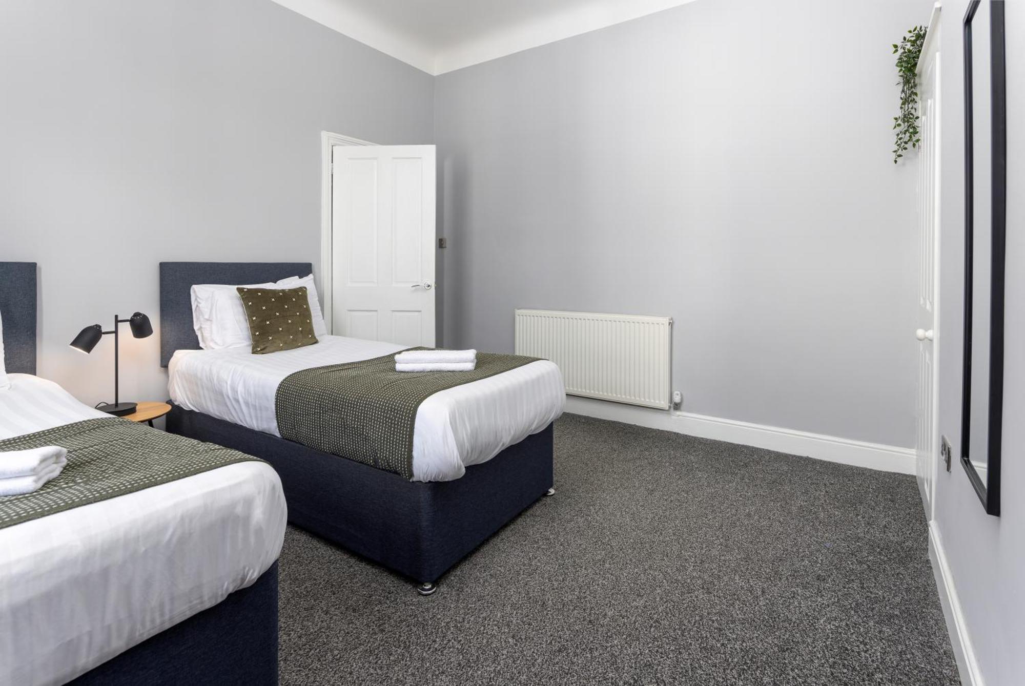 Arkles House - Air Host & Stay - Anfield Ливерпуль Экстерьер фото