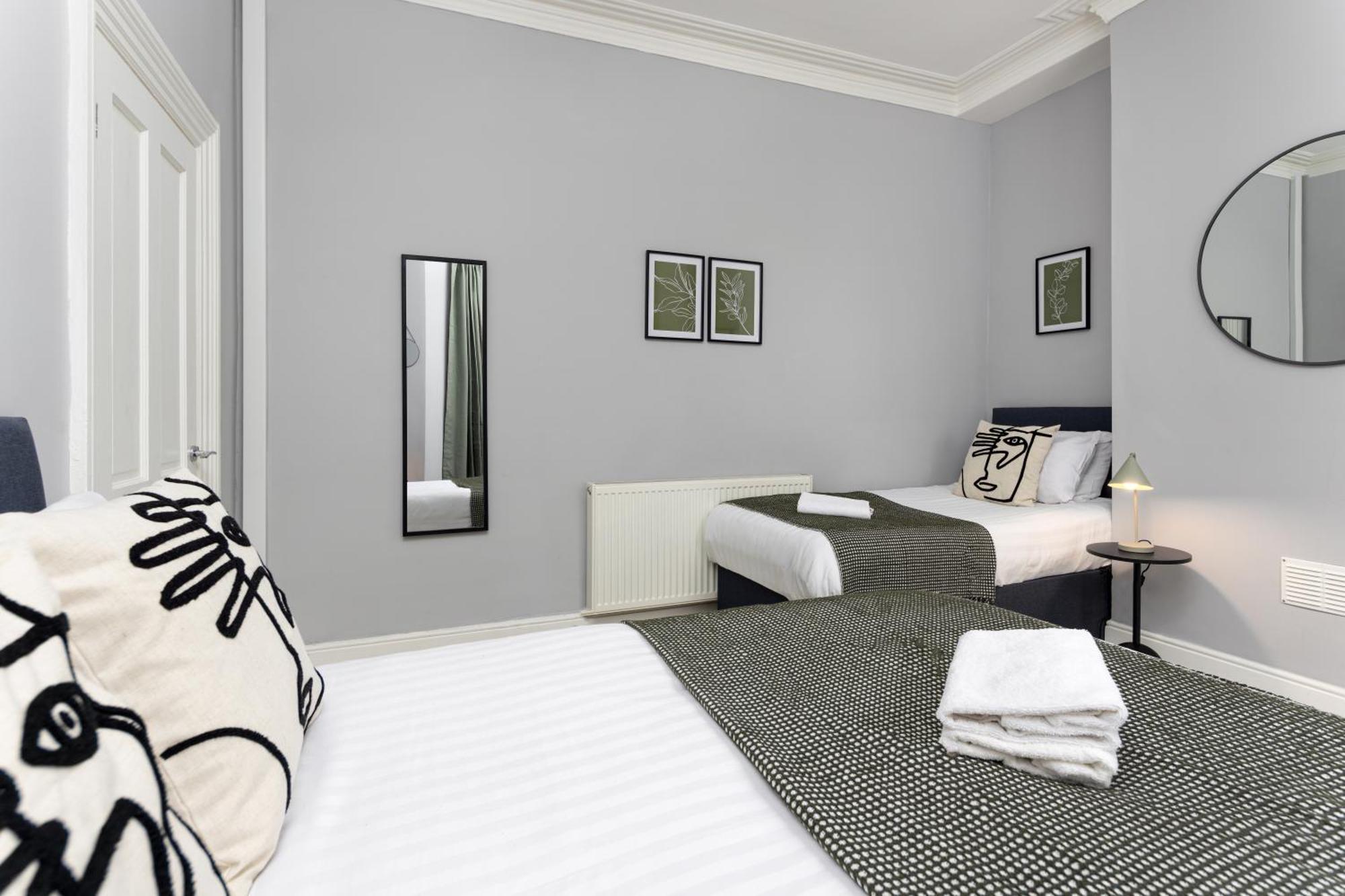 Arkles House - Air Host & Stay - Anfield Ливерпуль Экстерьер фото