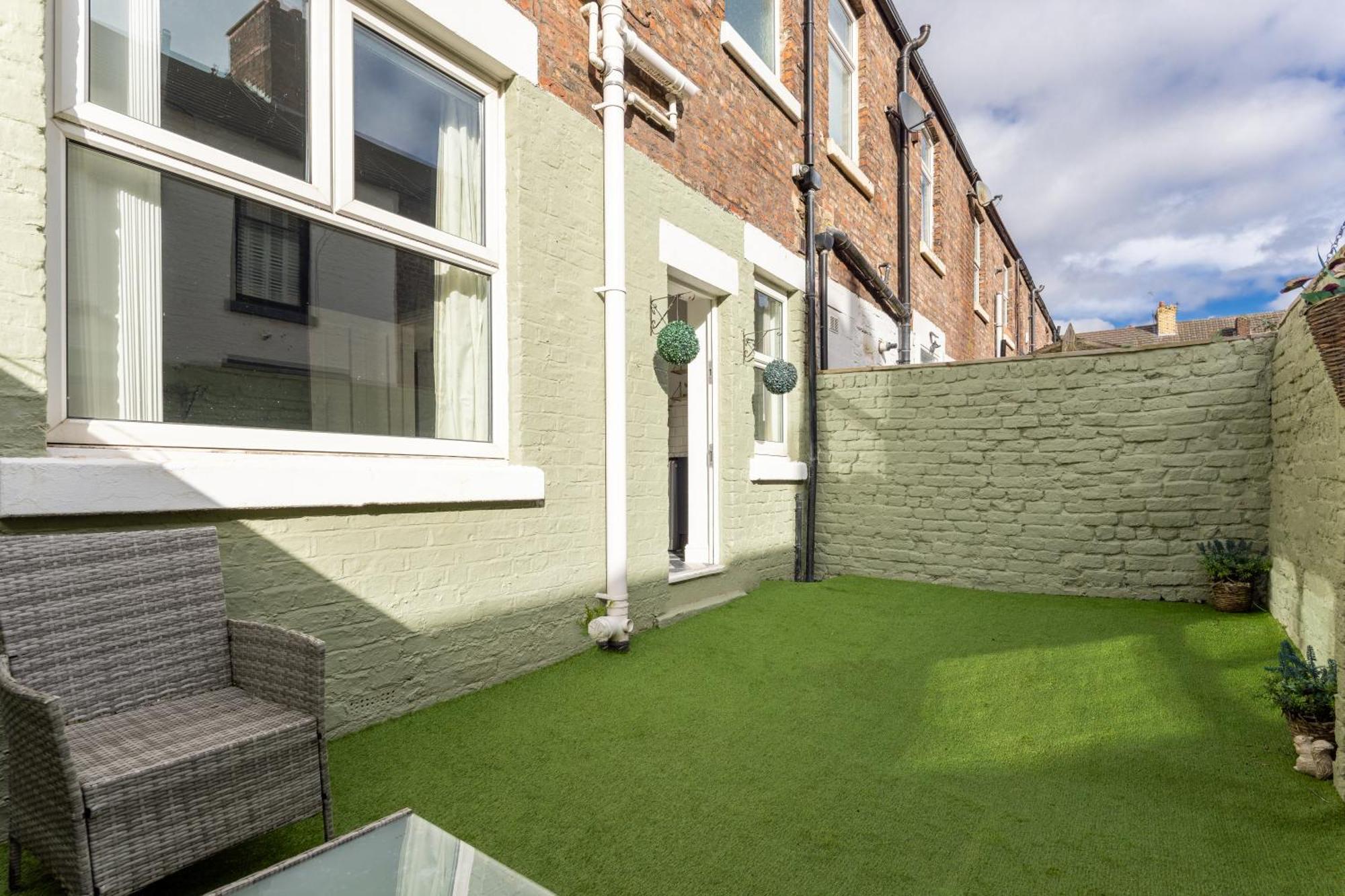 Arkles House - Air Host & Stay - Anfield Ливерпуль Экстерьер фото